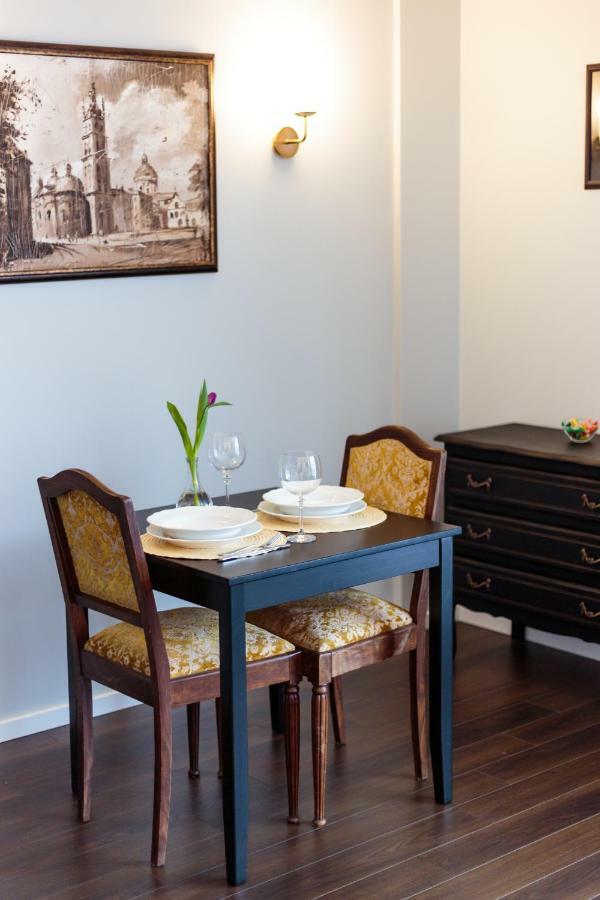 Romantic Apartment Close To The Old Town Wilna Exterior foto