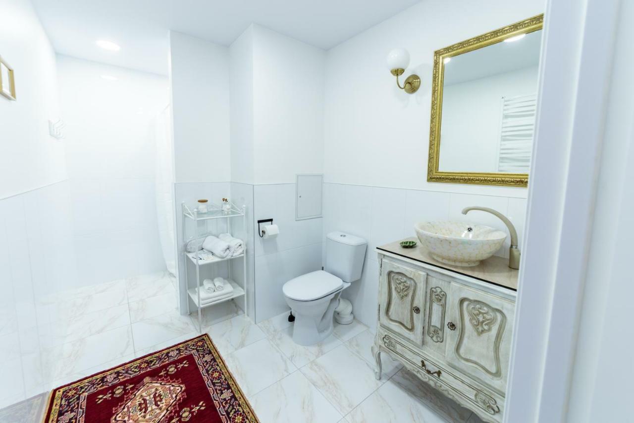 Romantic Apartment Close To The Old Town Wilna Exterior foto